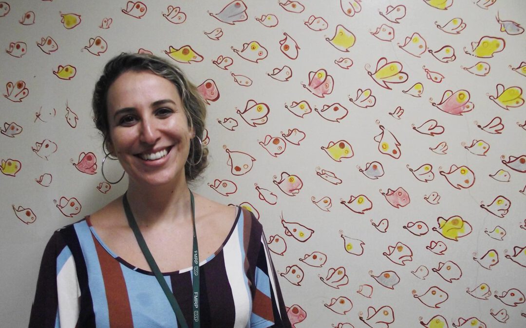 Médica Walusa leva humanização para UTI neonatal do HC