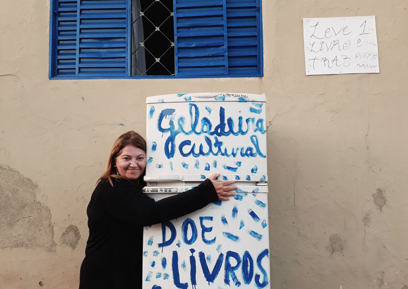 Helena criou geladeira cultural em Ribeirão Preto