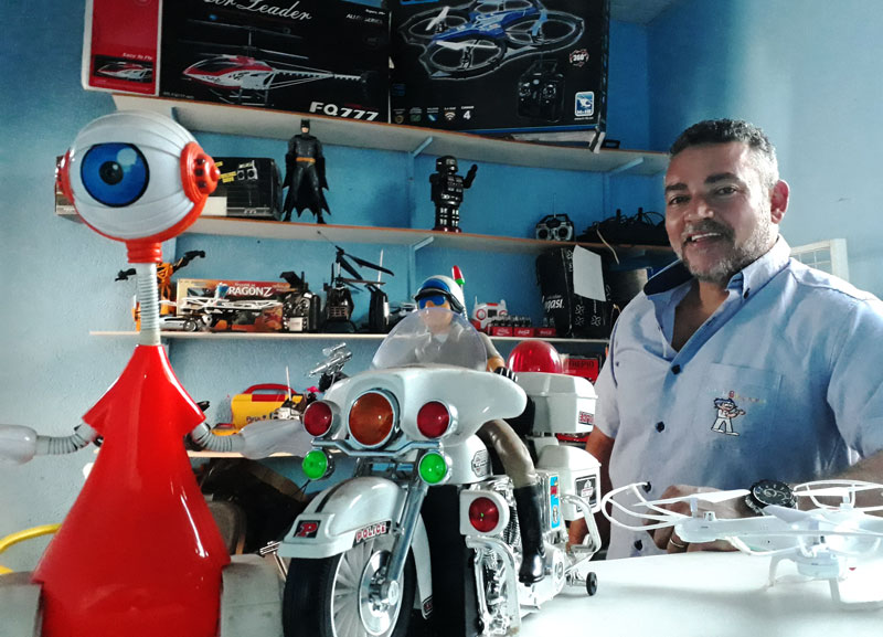 Egnaldo conserta brinquedos Doutor dos Brinquedos Ribeirão Preto