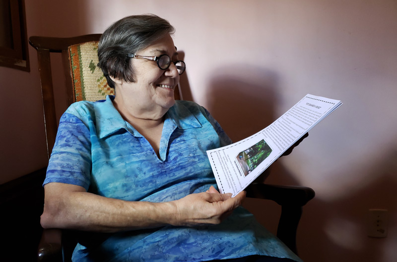 Inspirada em Cora Coralina, Tânia transforma em palavras as vivências de seus 72 anos 