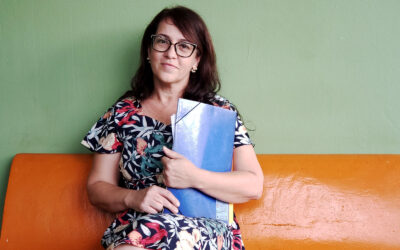 Professora Elídia quer que aluno seja autor da própria história