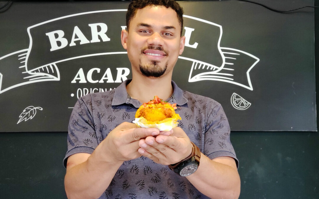 Gil tem o acarajé e a força da Bahia em seu bar