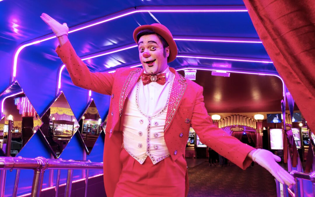 Rodrigo, que nasceu no circo, é o primeiro palhaço brasileiro do Tihany                 