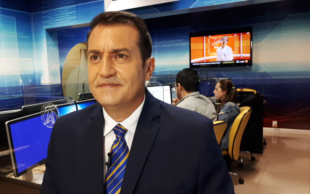 Há 24 anos, Carlos Zanoello é o apresentador do Jornal da Clube